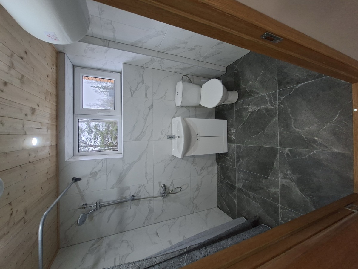 Vannitoa seinaplaatimine